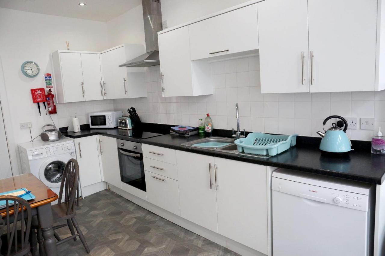 The Torrs Apartments New Mills Экстерьер фото