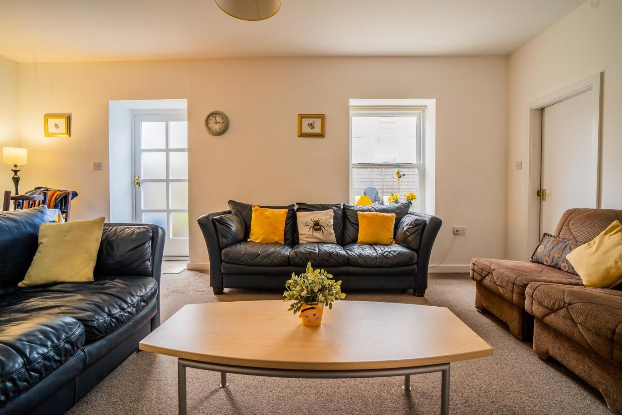 The Torrs Apartments New Mills Экстерьер фото